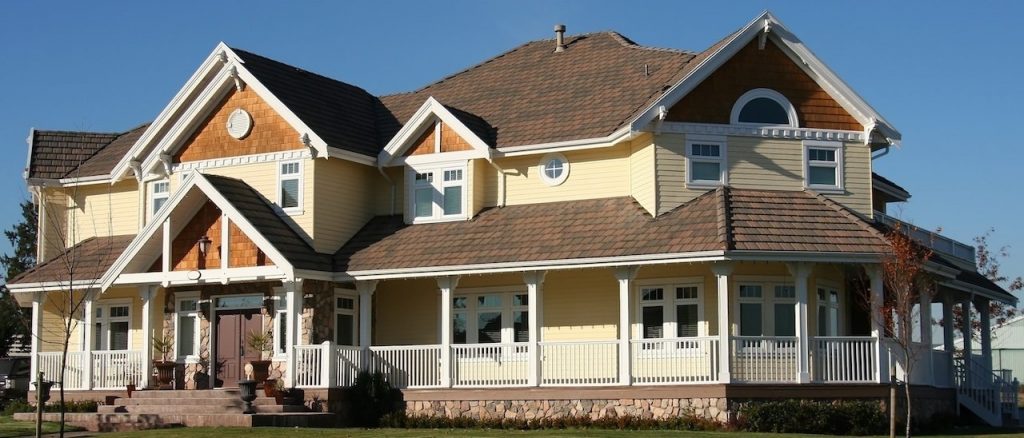 Square or Round Fiberglass Columns; Which Ones are Better For your Space?