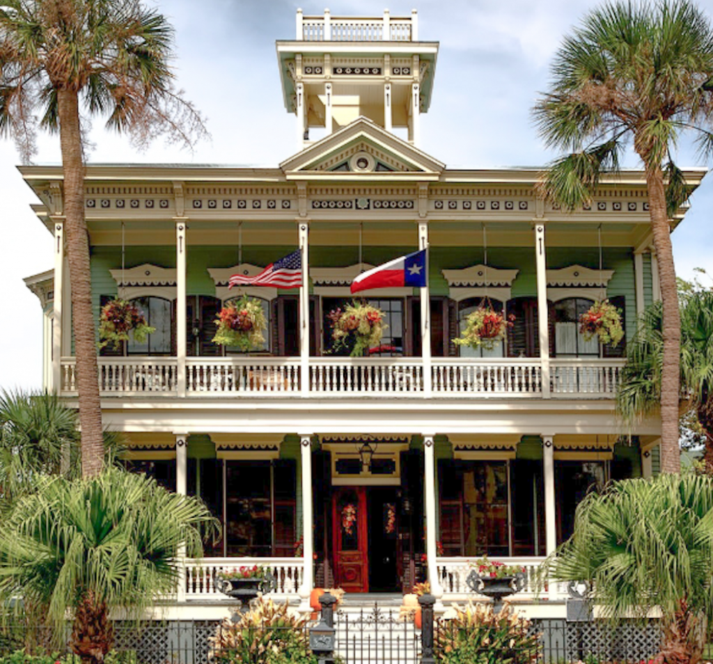 Wood Substitutes For Your Porch With Heavy Architectural Details